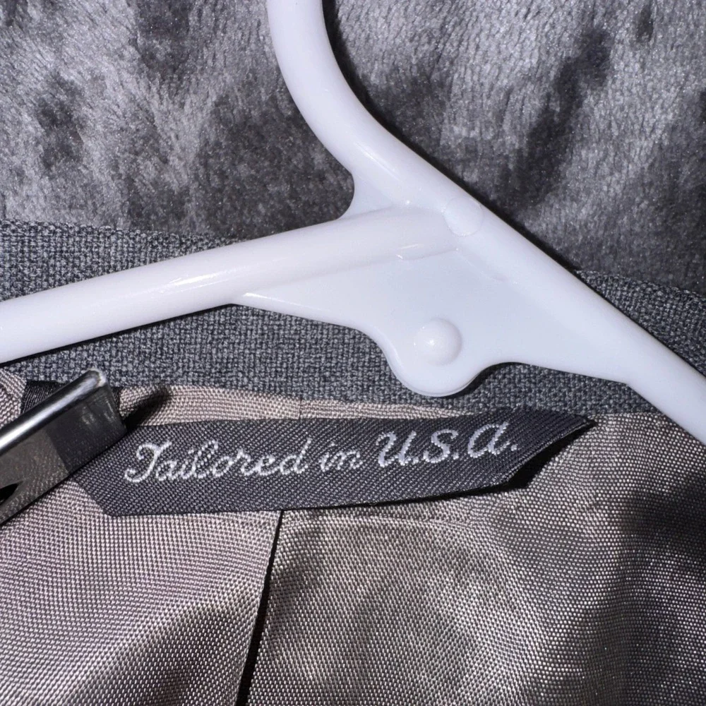 John Peel Ltd Vintage Grey Blazer Mens 44L USA Tailored Brass Crest Buttons‎
